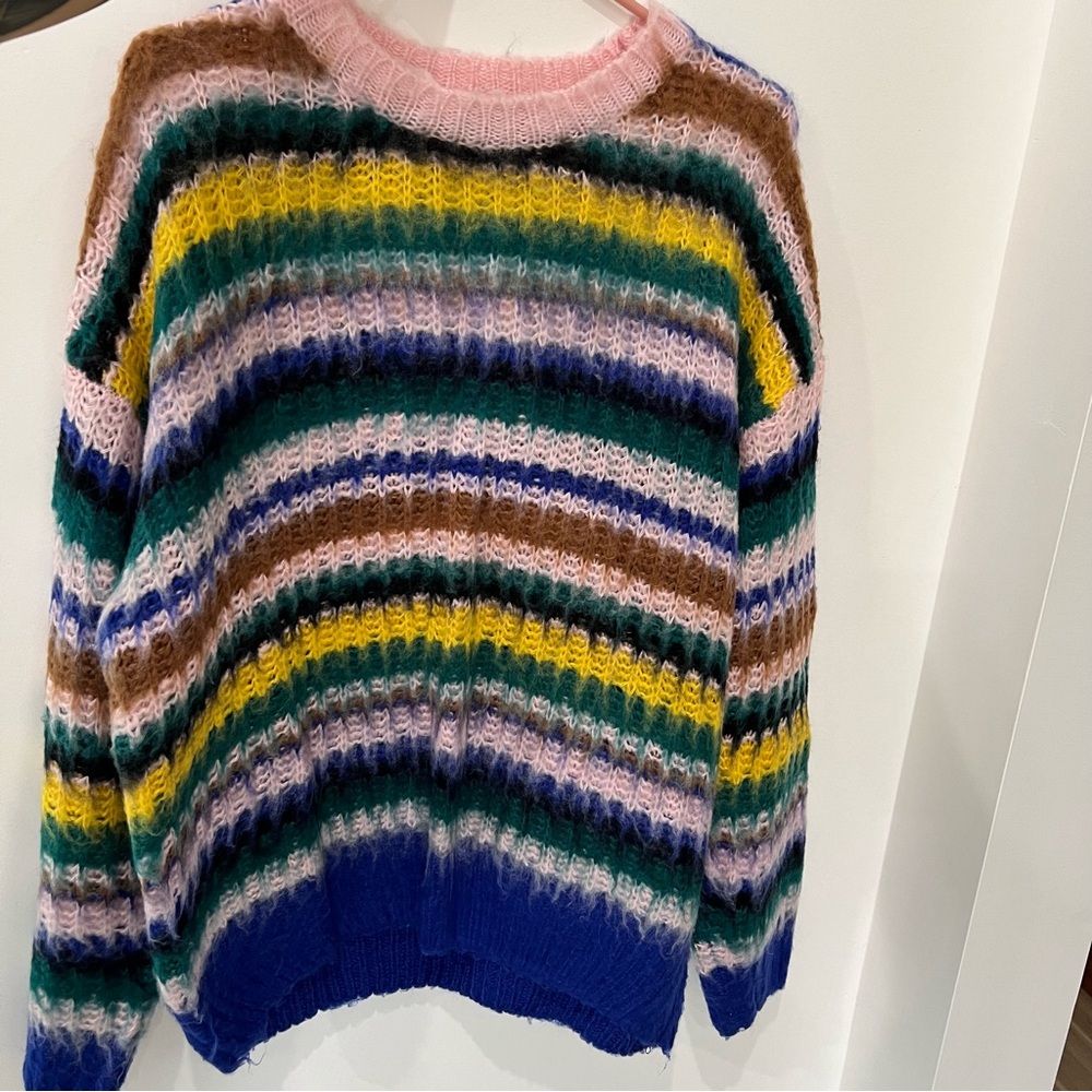 Forever 21 Multi color Sweater Size L